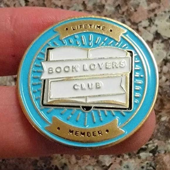 *2 for $13* Lifetime Book Lovers Club Member Round Enamel Pin - Picture 3 of 4